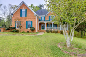 Quaint Fayetteville Vacation Rental with Lake Access